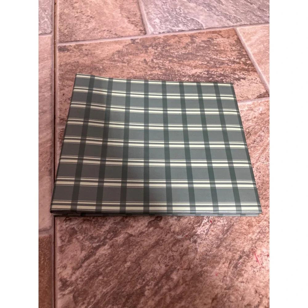 Memories Direct Green Plaid Photo Album 2004 Vintage Polka Dot Interior 7x8.25